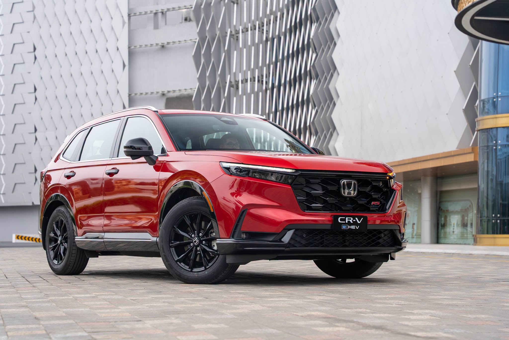 Giá xe Honda CR-V 2026 mới nhất tại Hà Nội: Giá niêm yết, giá lăn bánh và ưu đãi mới nhất